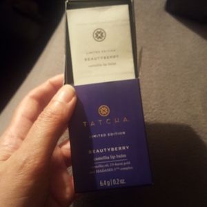 Tatcha Makeup - Tatcha beautyberry Camellia lip balm Tatcha Makeup - Tatcha beautyberry Camellia lip balm